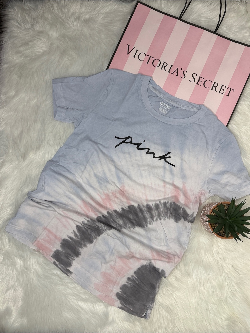🆕 PINK Campus Tee tie dye size Extra Small XS
